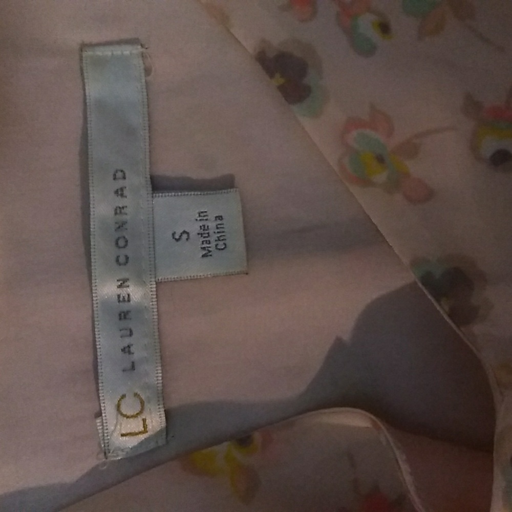Blouse - Picture 2 of 3
